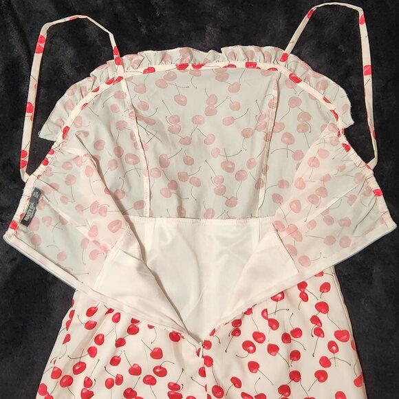Cherry Mini Dress Nasty Gal - Picture 6 of 8